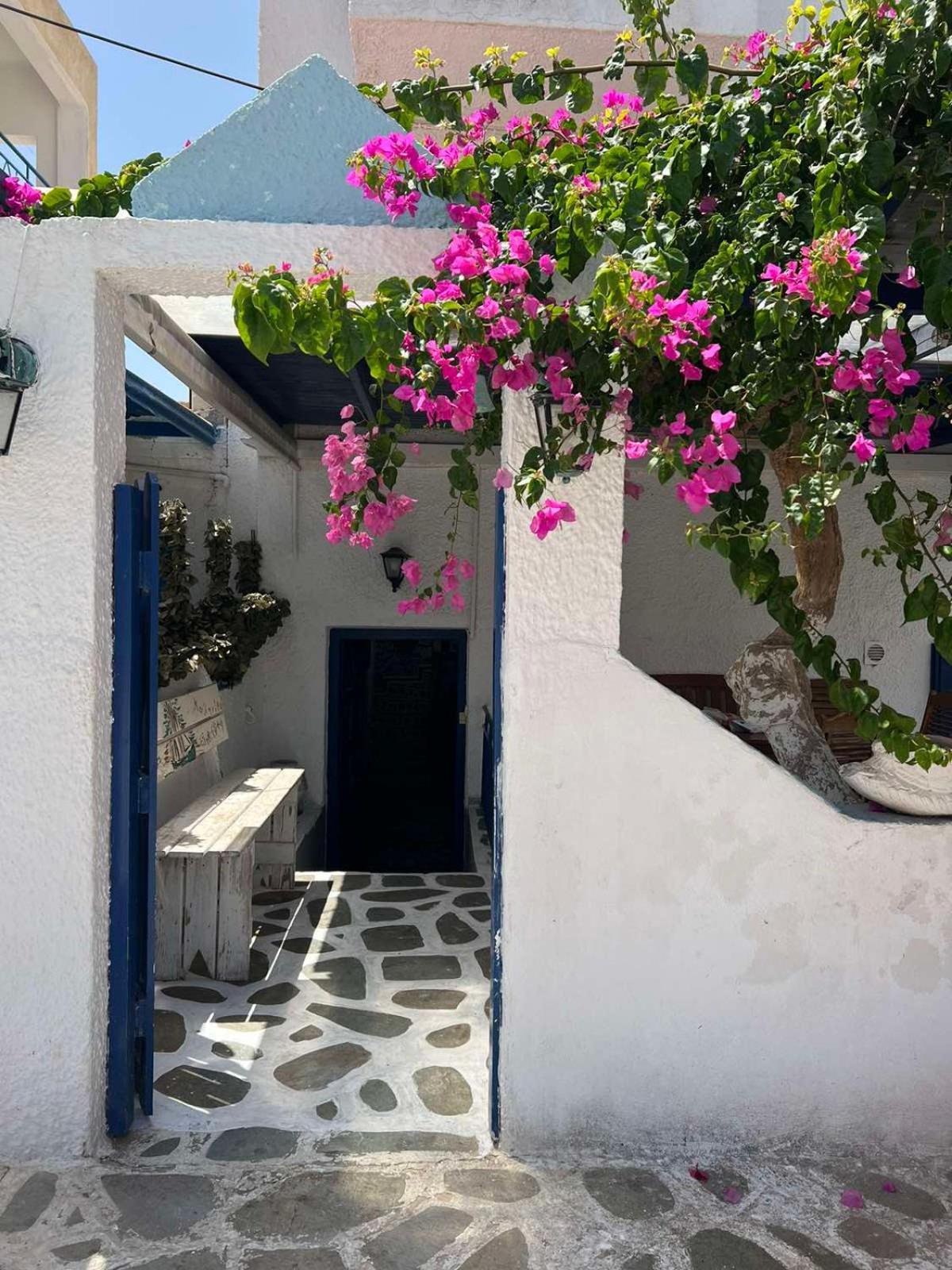 Mary Rooms Adamantas  Exterior photo
